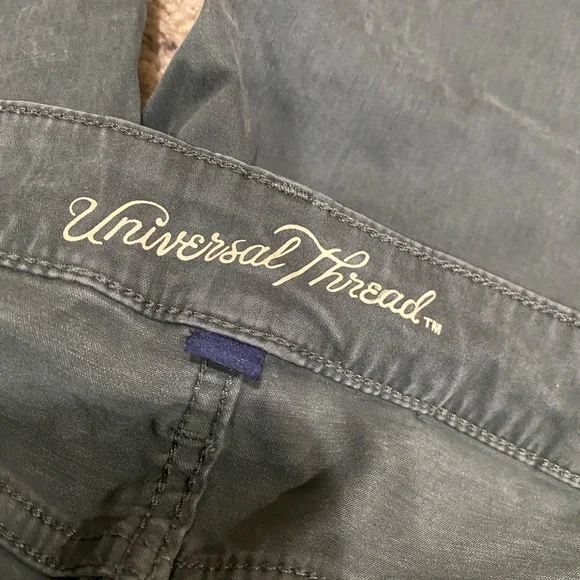 Universal Thread Mid Rise Skinny Jeans Women’s 2 26R Olive Green Button Fly 0173 - Picture 5 of 9